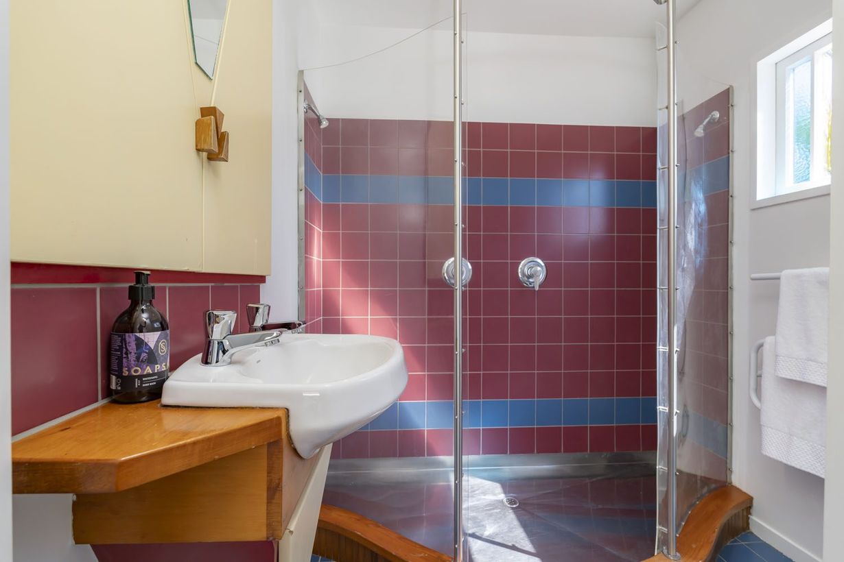 Master ensuite